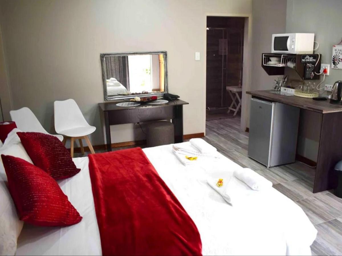 Gemstone Guest House Klerksdorp Luaran gambar