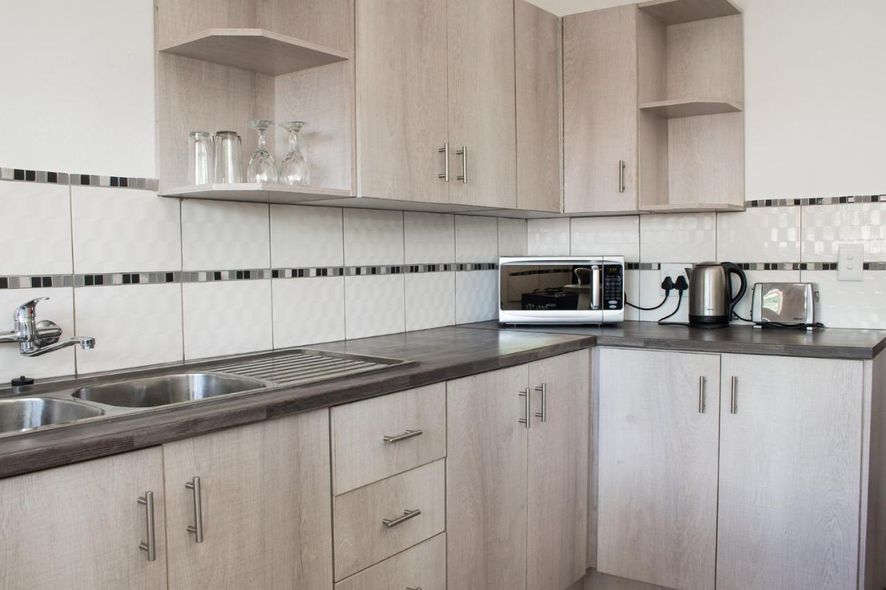 Gemstone Guest House Klerksdorp Luaran gambar