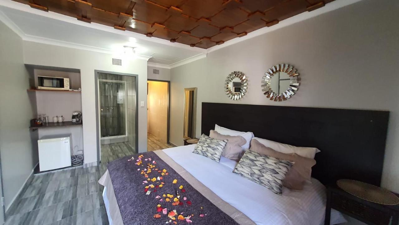 Gemstone Guest House Klerksdorp Luaran gambar