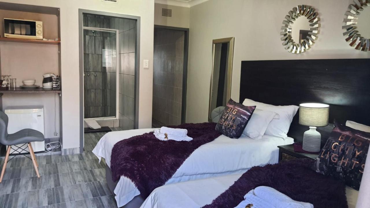Gemstone Guest House Klerksdorp Luaran gambar