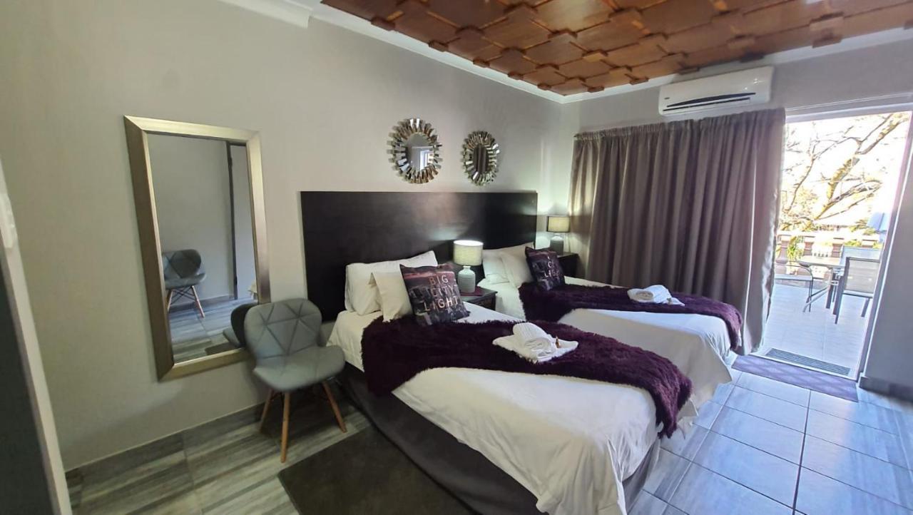 Gemstone Guest House Klerksdorp Luaran gambar